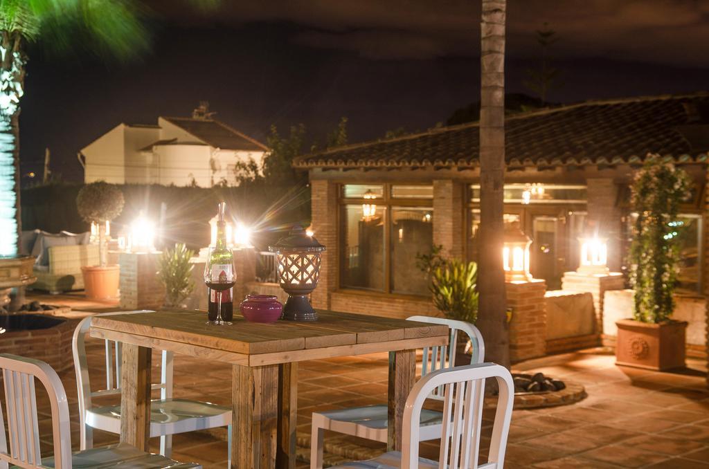 Villa Conmigo Bed & Breakfast Alhaurín de la Torre Kültér fotó