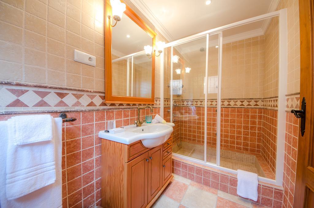 Villa Conmigo Bed & Breakfast Alhaurín de la Torre Kültér fotó